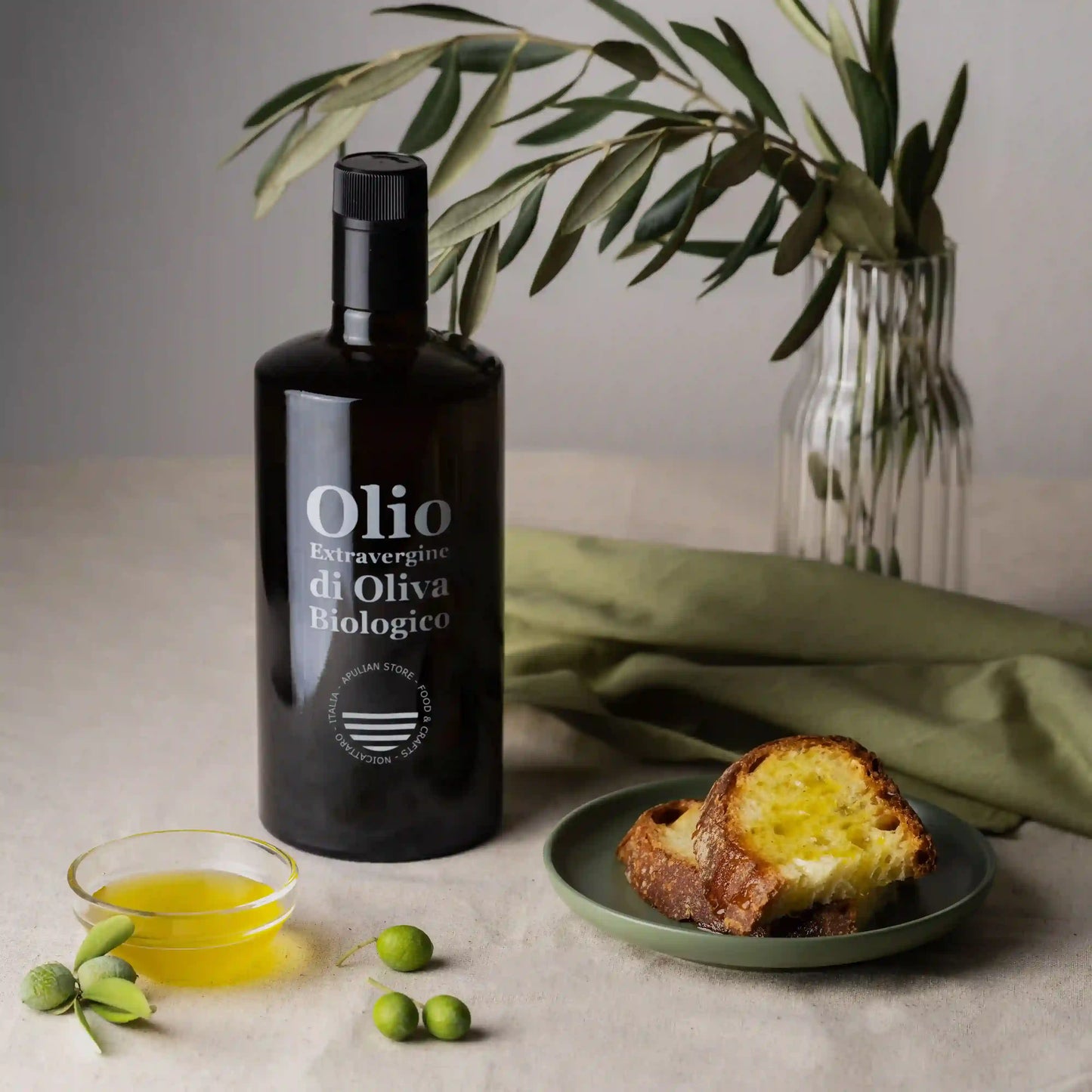 Olio Extravergine di Oliva Pugliese e pane di semola